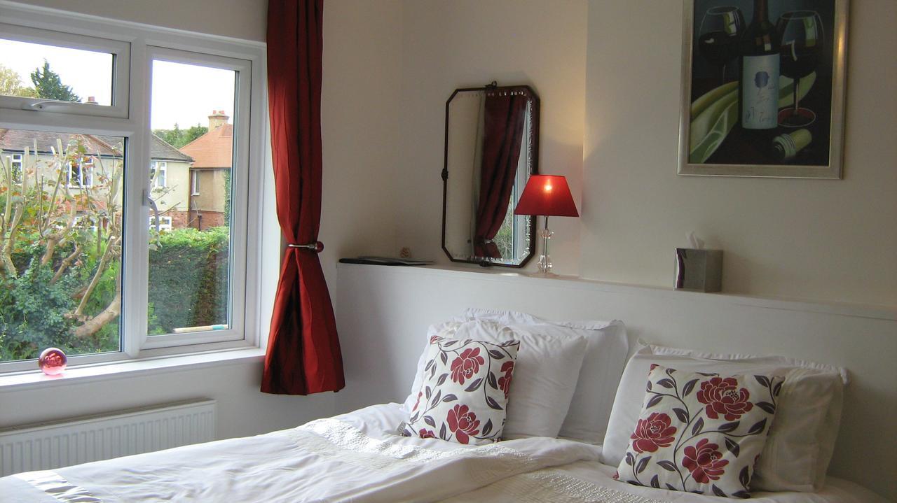 Savannah Bed And Breakfast Virginia Water Zewnętrze zdjęcie
